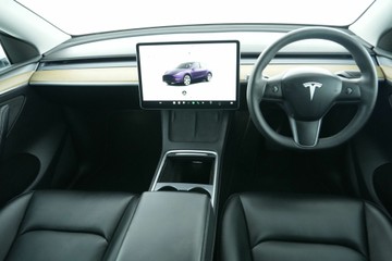 https://vehicle-cdn.autoleague.cloud/30641_U512819_12.jpg