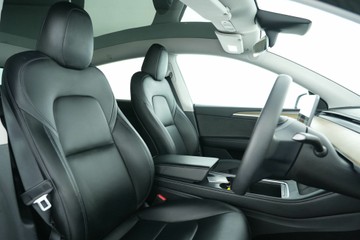 https://vehicle-cdn.autoleague.cloud/30641_U512819_16.jpg