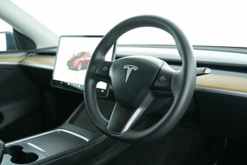 https://vehicle-cdn.autoleague.cloud/30641_U512820_15.jpg