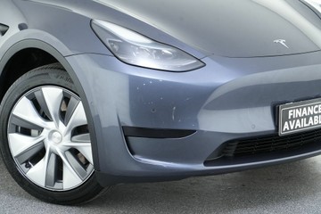 https://vehicle-cdn.autoleague.cloud/30641_U512820_2.jpg