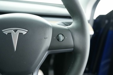 https://vehicle-cdn.autoleague.cloud/30641_U512821_19.jpg