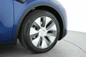 https://vehicle-cdn.autoleague.cloud/30641_U512821_8.jpg