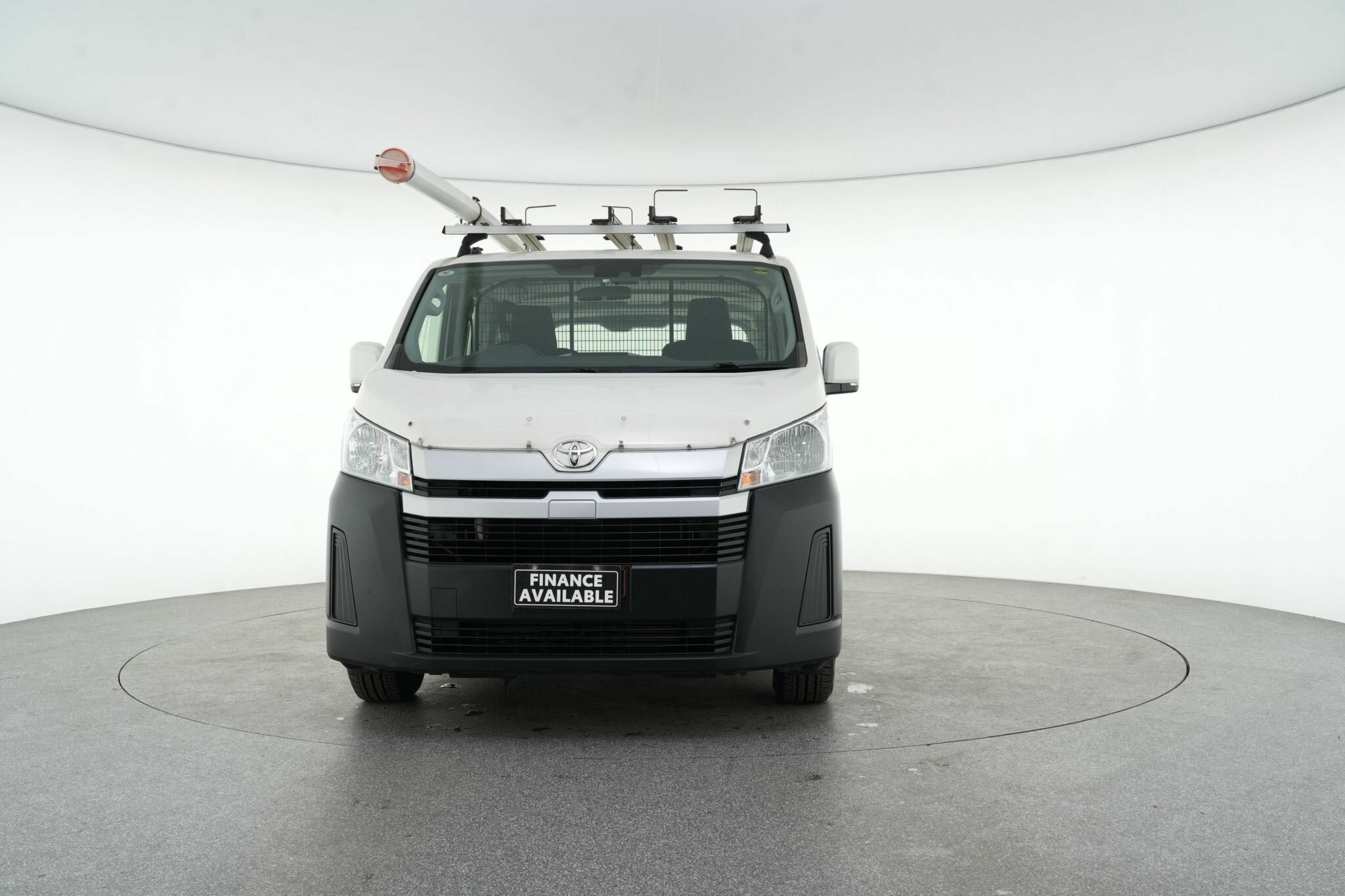 Toyota Hiace image 3