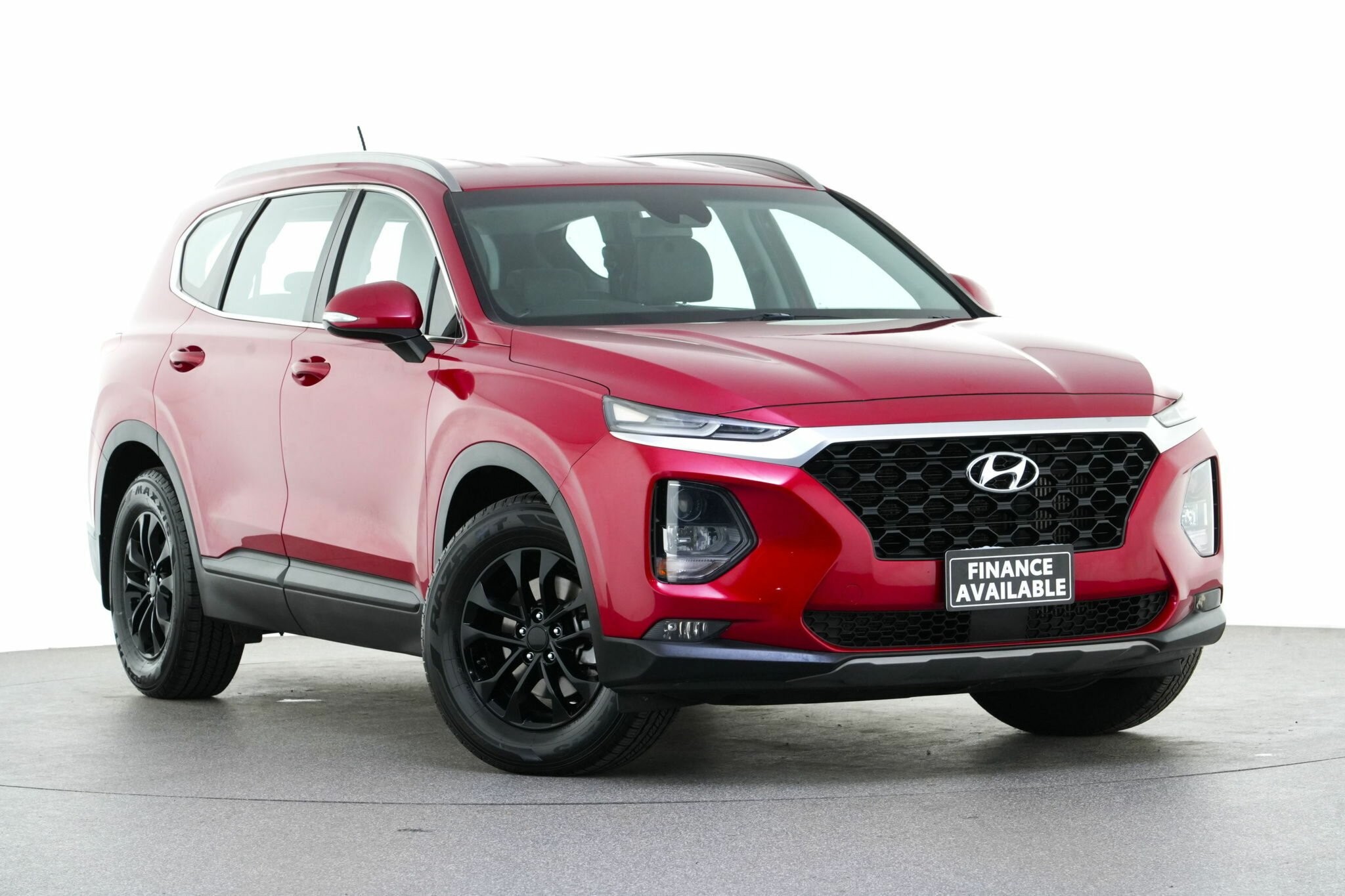 Hyundai Santa Fe image 1