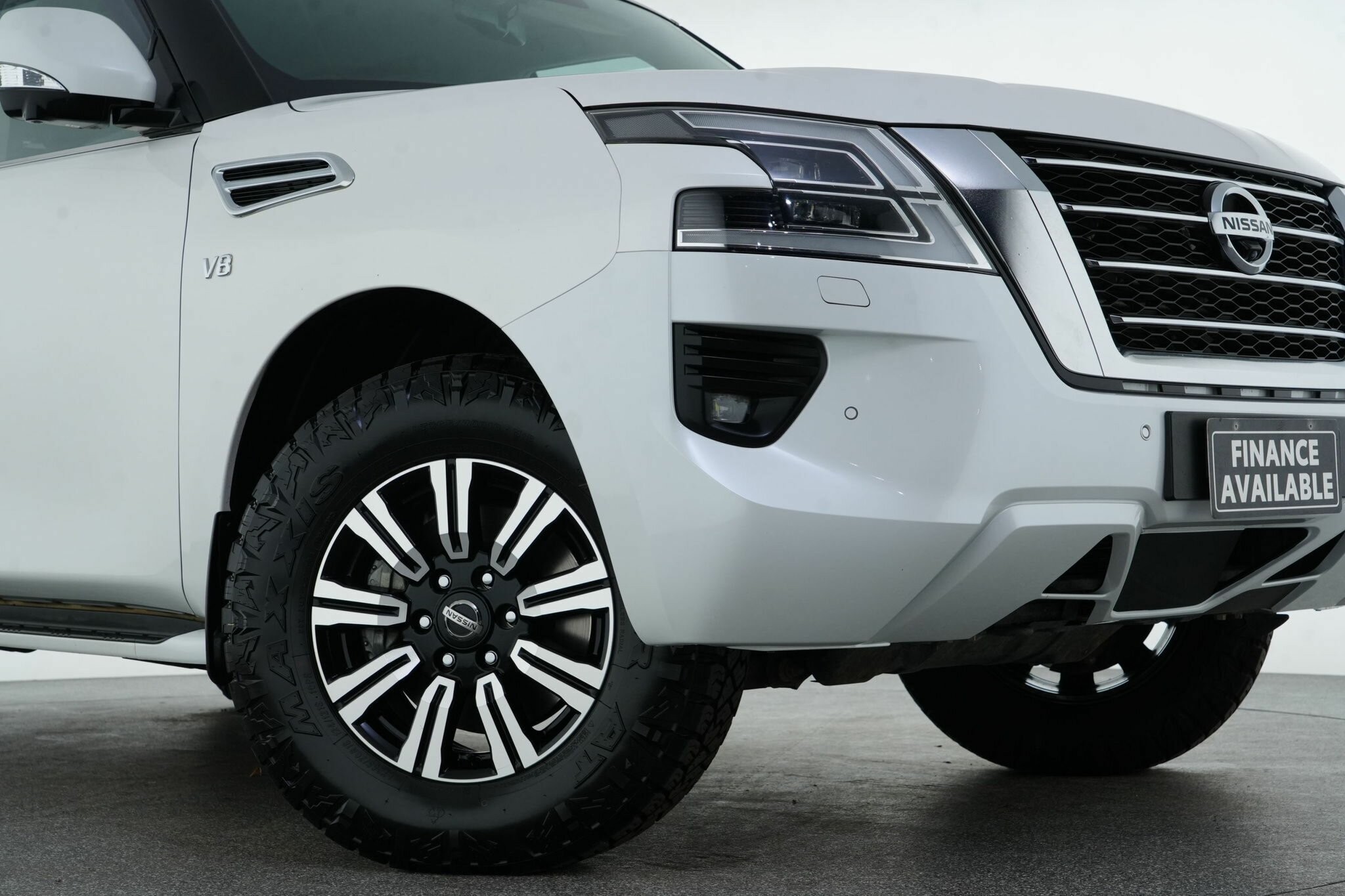 Nissan Patrol image 2