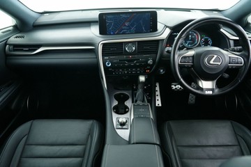 https://vehicle-cdn.autoleague.cloud/30641_U512894_14.jpg