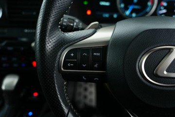https://vehicle-cdn.autoleague.cloud/30641_U512894_21.jpg