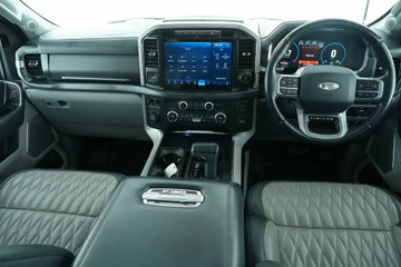 https://vehicle-cdn.autoleague.cloud/30641_U512907_12.jpg