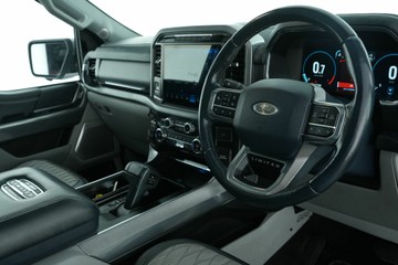 https://vehicle-cdn.autoleague.cloud/30641_U512907_15.jpg