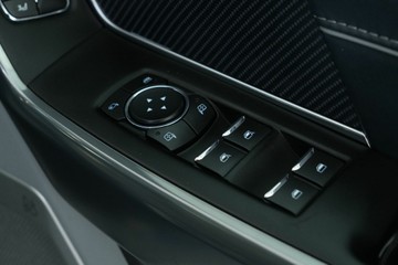 https://vehicle-cdn.autoleague.cloud/30641_U512907_17.jpg