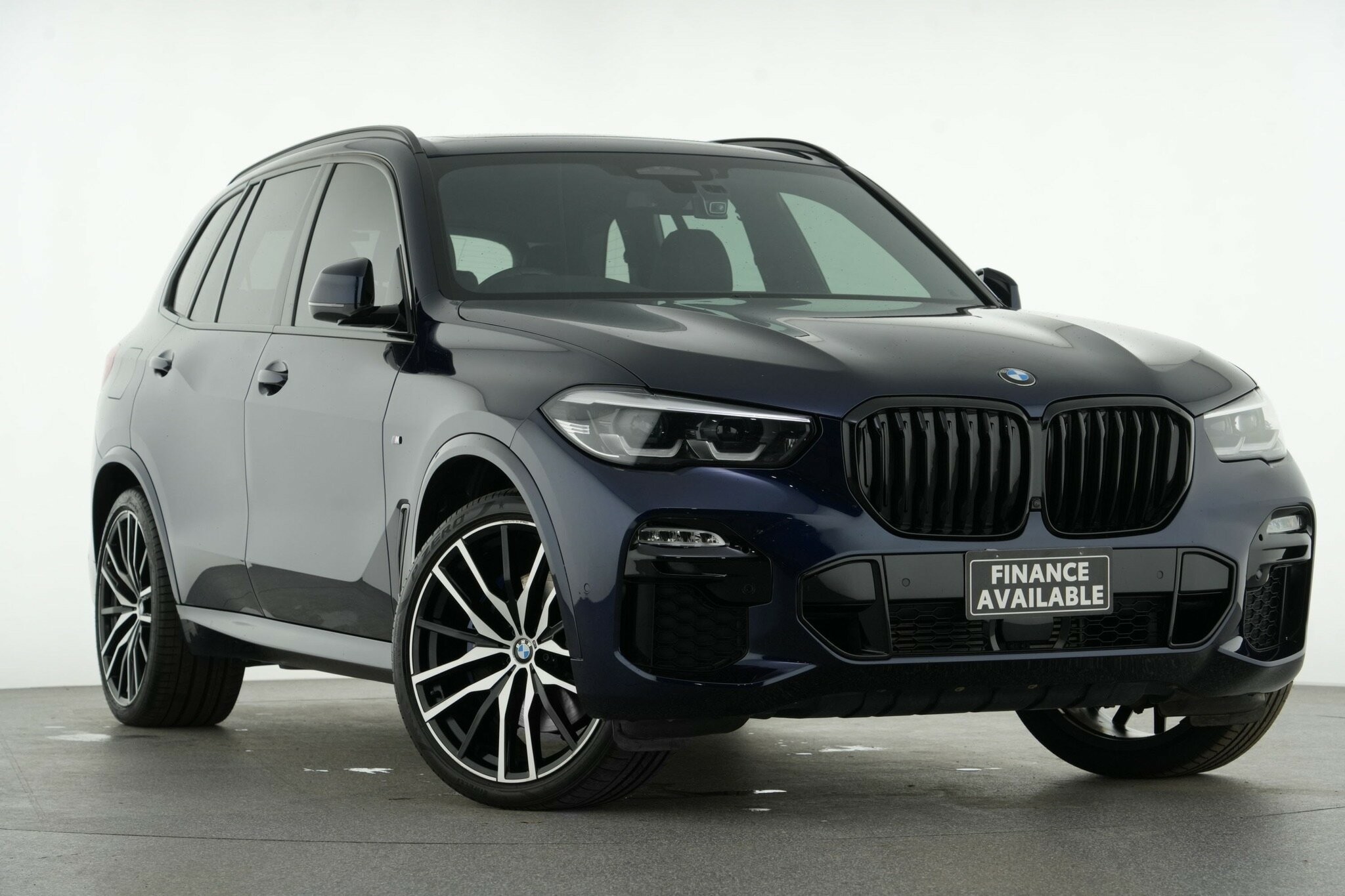 BMW X5 image 1