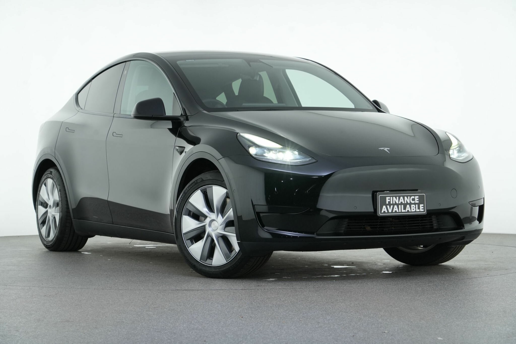 Tesla Model Y image 1