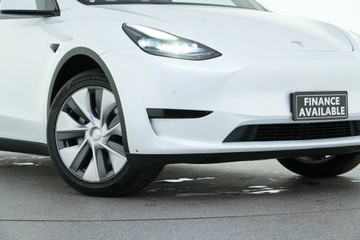 https://vehicle-cdn.autoleague.cloud/30641_U512931_2.jpg