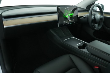 https://vehicle-cdn.autoleague.cloud/30641_U512931_21.jpg