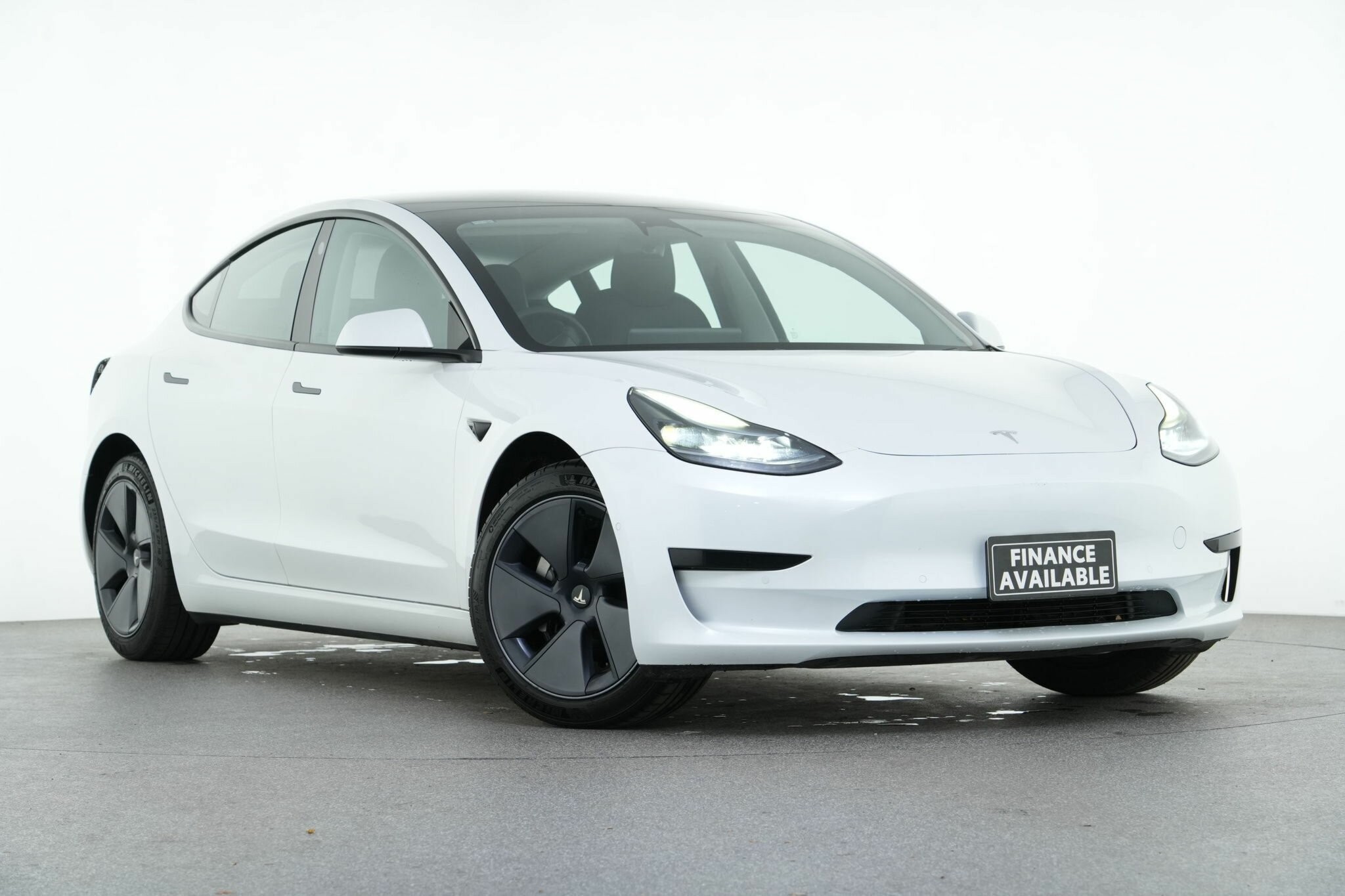 Tesla Model 3 image 1