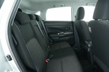 https://vehicle-cdn.autoleague.cloud/30641_U512938_12.jpg