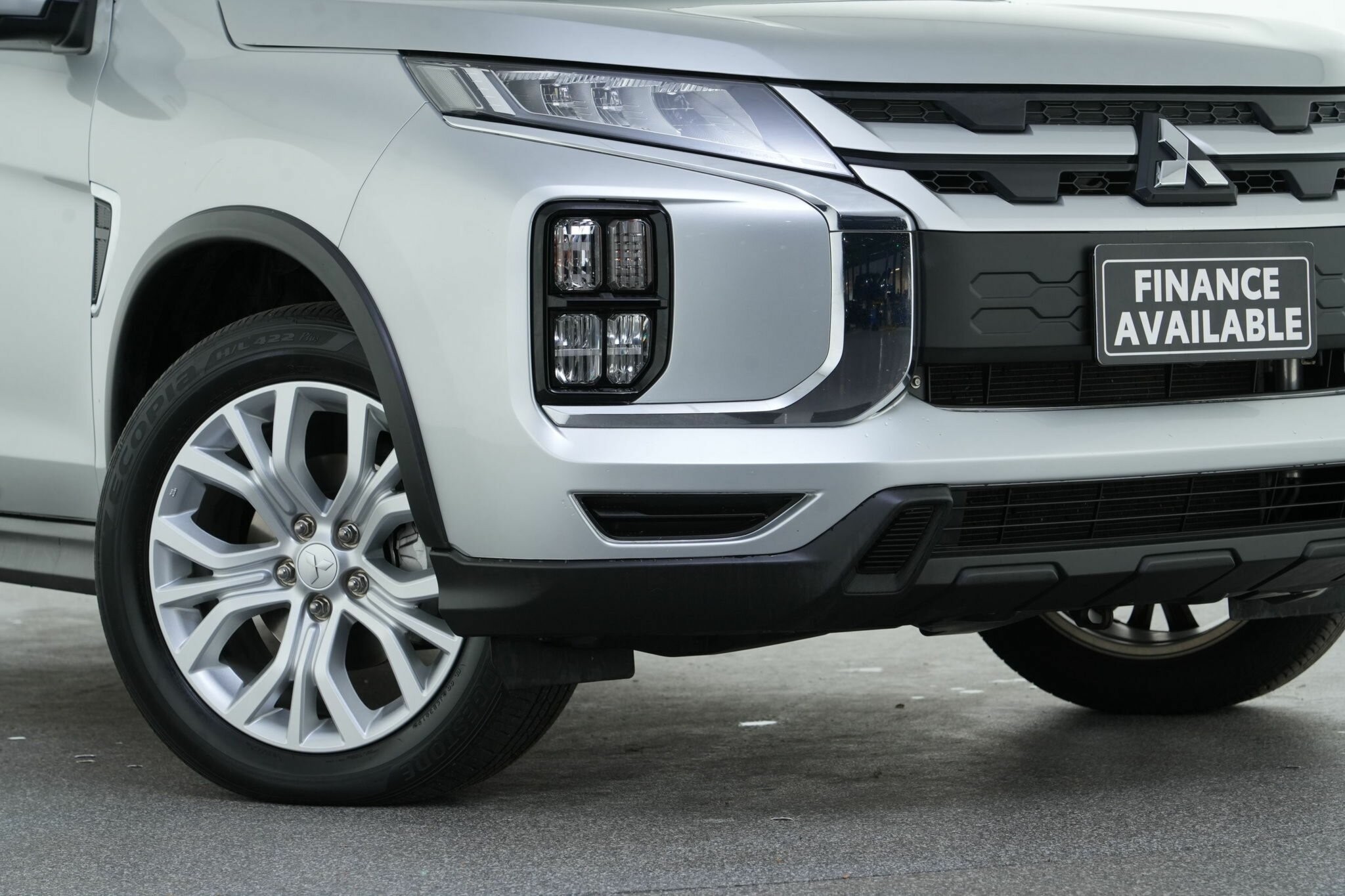 Mitsubishi Asx image 2