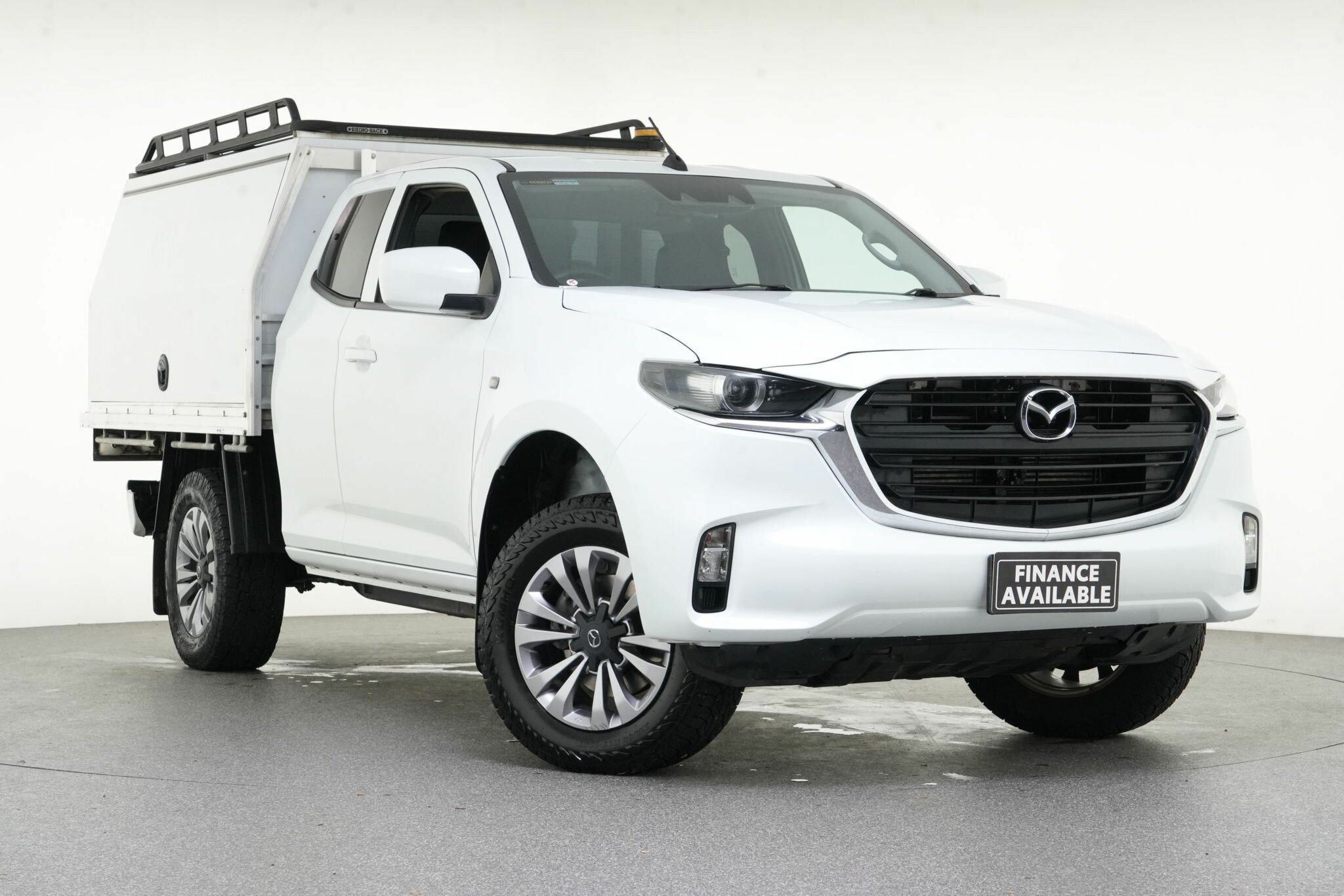 Mazda Bt-50 image 1