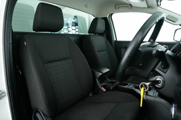 https://vehicle-cdn.autoleague.cloud/30641_U512965_12.jpg