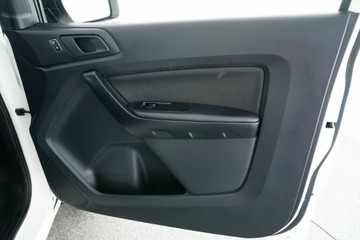 https://vehicle-cdn.autoleague.cloud/30641_U512965_14.jpg