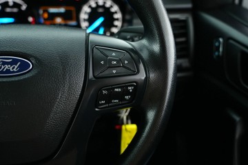 https://vehicle-cdn.autoleague.cloud/30641_U512965_16.jpg