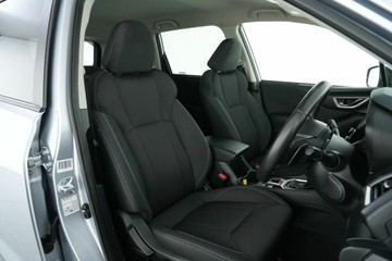 https://vehicle-cdn.autoleague.cloud/30641_U512978_11.jpg