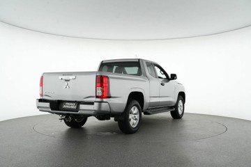 https://vehicle-cdn.autoleague.cloud/30641_U512987_8.jpg