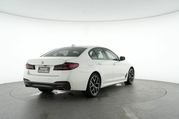 https://vehicle-cdn.autoleague.cloud/30641_U512996_8.jpg