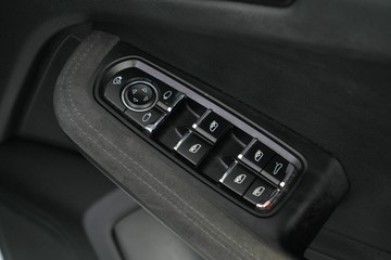 https://vehicle-cdn.autoleague.cloud/30641_U513005_17.jpg