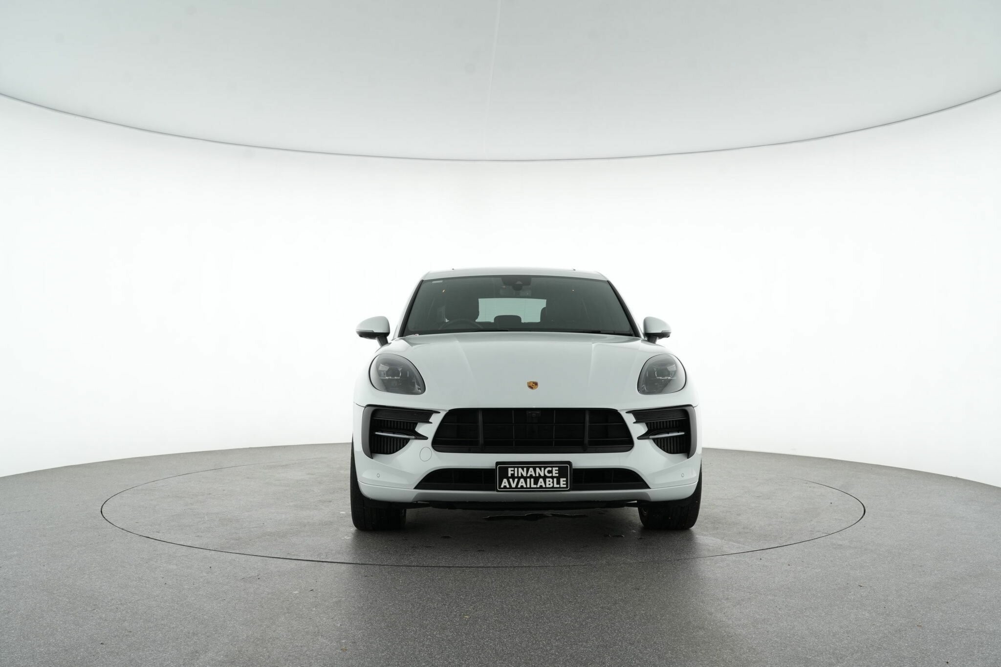 Porsche Macan image 3