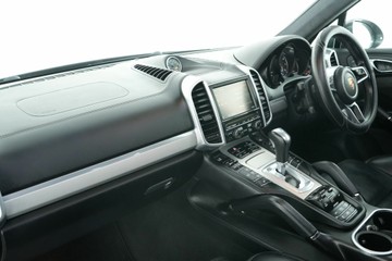 https://vehicle-cdn.autoleague.cloud/30641_U513011_25.jpg