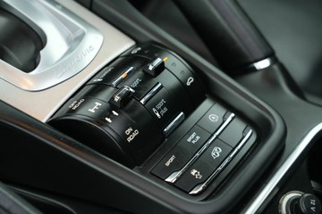 https://vehicle-cdn.autoleague.cloud/30641_U513011_28.jpg