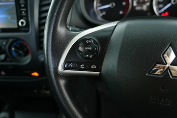 https://vehicle-cdn.autoleague.cloud/30641_U513025_17.jpg
