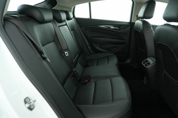 https://vehicle-cdn.autoleague.cloud/30641_U513035_11.jpg