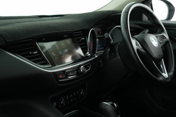 https://vehicle-cdn.autoleague.cloud/30641_U513035_25.jpg