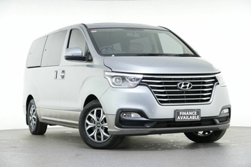 https://vehicle-cdn.autoleague.cloud/30641_U513043_1.jpg