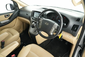 https://vehicle-cdn.autoleague.cloud/30641_U513043_17.jpg