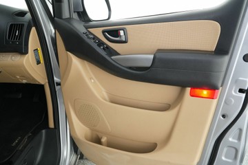 https://vehicle-cdn.autoleague.cloud/30641_U513043_18.jpg