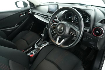 https://vehicle-cdn.autoleague.cloud/30641_U513047_13.jpg