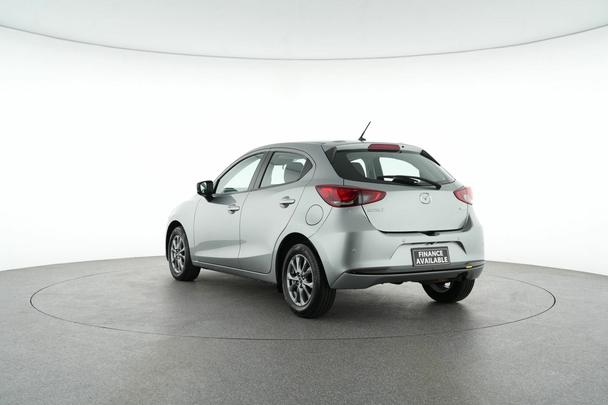 Mazda 2 image 3