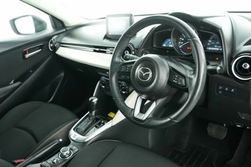 https://vehicle-cdn.autoleague.cloud/30641_U513049_17.jpg