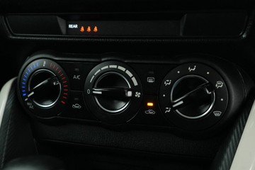 https://vehicle-cdn.autoleague.cloud/30641_U513049_25.jpg