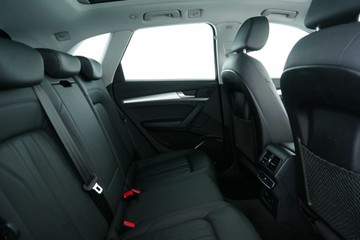 https://vehicle-cdn.autoleague.cloud/30641_U513057_12.jpg