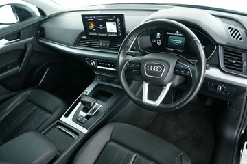 https://vehicle-cdn.autoleague.cloud/30641_U513057_15.jpg