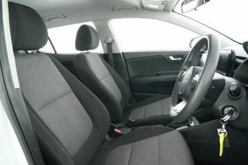 https://vehicle-cdn.autoleague.cloud/30641_U513072_14.jpg