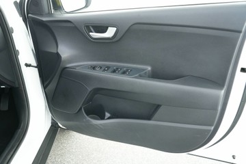 https://vehicle-cdn.autoleague.cloud/30641_U513072_16.jpg