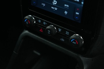 https://vehicle-cdn.autoleague.cloud/30641_U513075_21.jpg
