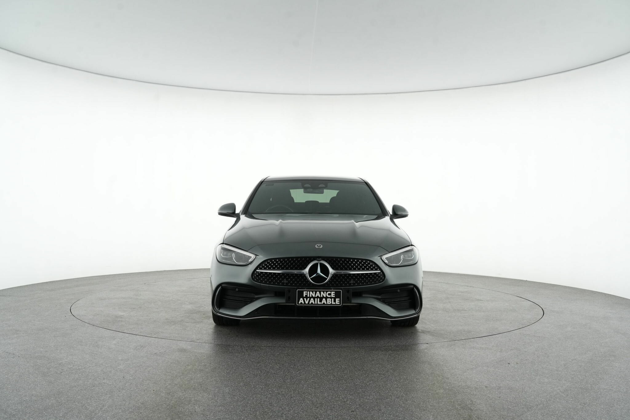 Mercedes Benz C-class image 3