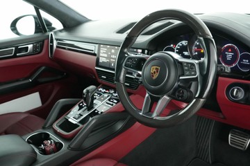 https://vehicle-cdn.autoleague.cloud/30641_U513082_14.jpg