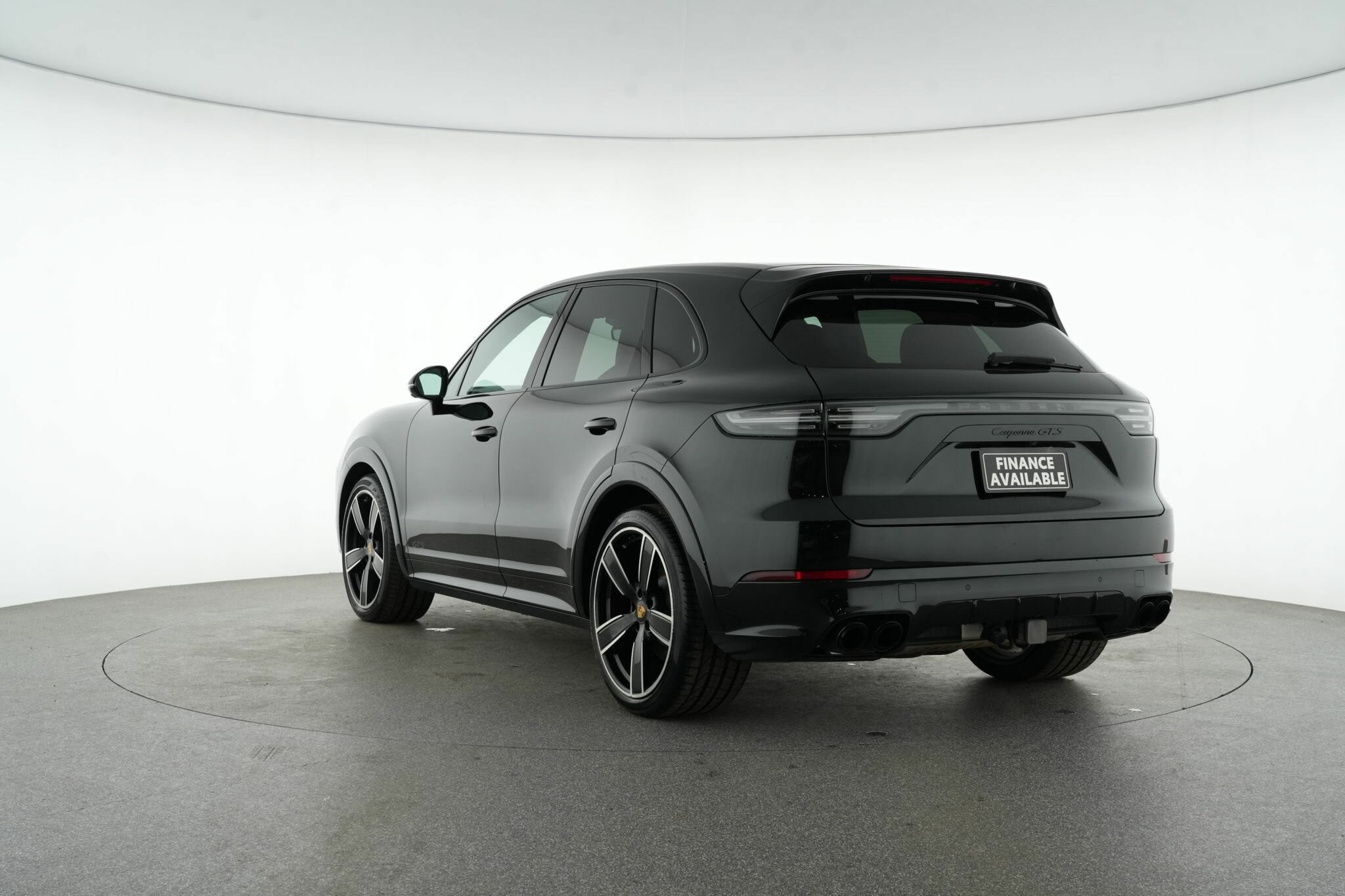 Porsche Cayenne image 3